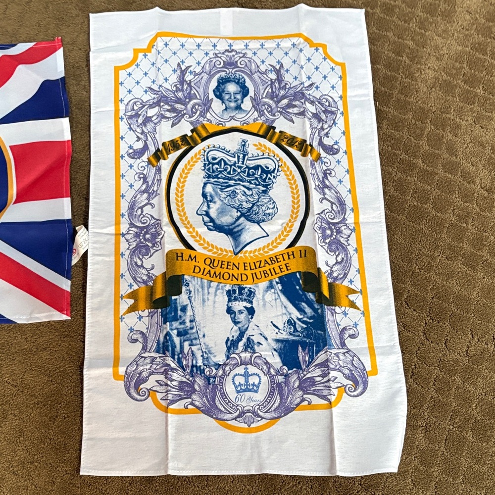 Queen Elizabeth II Diamond Jubilee Commemorative Tea Towel - White, Blue & Gold